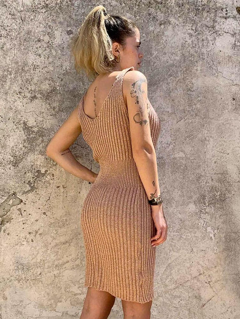 Abito in lurex con scollo a v senza maniche